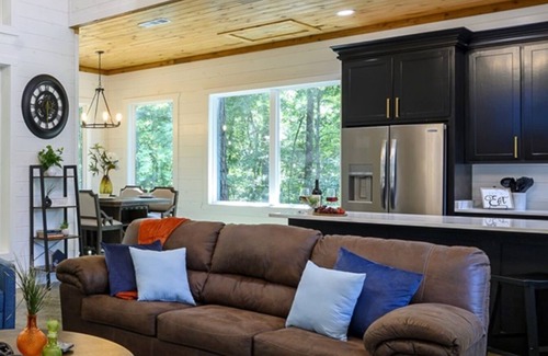 Broken Bow Cabin | Shaded Pines Retreat w/NEW Pool, Hot Tub,Fire Pit Sleeps 8