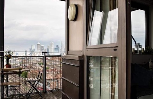 Whitechapel Apartment | Shadwell Apartments Atomic London View