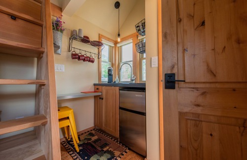South Fork Cabin | Shady Creek Tiny Home at Tiny Timbers Resort