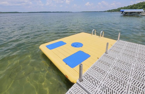 Alexandria Cabin | Shady Lawn #5 Recently Renovated 3 BR 1-1/2 Bath Cabin on Lake Darling