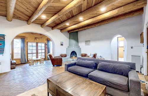 Taos House | Shady Nook Mesa