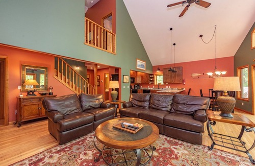 Thayerville House | Shadycrest Cove: Lakefront, Swimming Area, Fireplace, Fire Pit!