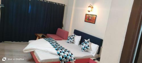 Nathdwara Hotel | Shahi Palace Hotel