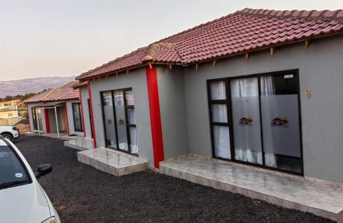 Glen Cowie Apartment | Shakwaneng Lodge