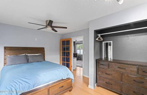 Spenard Apartment | ShaligoHomes On Oregon Dr Entire