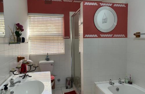 Gordon's Bay House | Shalom On The Bay