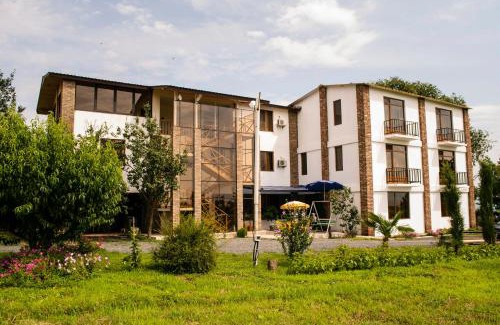 Kvareli Hotel | Shaloshvili's Cellar Hotel