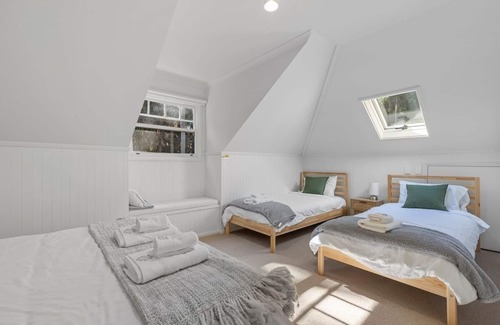 Glenning Valley House | Shambala Ω Tranquil Inner Forest Sanctuary