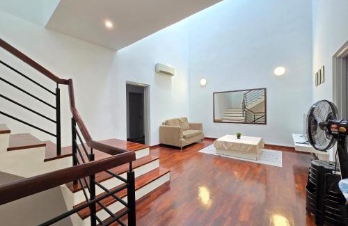 Tanjung Bungah House | Shamrock Beach Villas - Batu Ferringhi