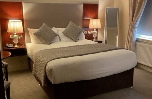 Lahinch Hotel | Shamrock Inn Hotel