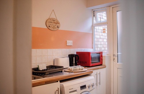 Liverpool House | Shamrock Stadium Side Retreat - Liverpool - 3 bed house - Spacious & Stylish