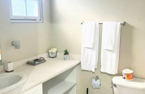 Salt Gut Apartment | Shan's Luxury Villa