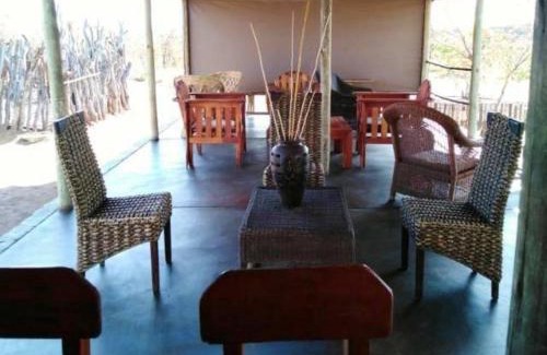 Phalaborwa Cabin | Shanatsi Safari Lodge