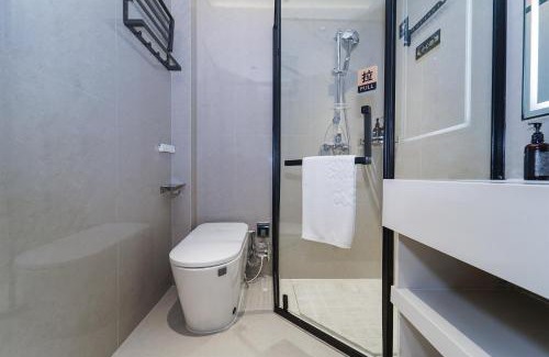 Downtown Shanghai Hotel | Shanghai Tianhua Hotel