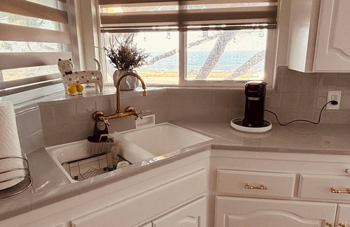 Redondo Beach Cottage | Shangri-La at the Beach