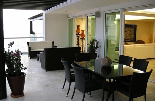 Marina Vallarta Condo | Shangri-La Beachfront 2 Story 5 Bedroom 4000 Sq. Ft. Penthouse