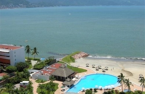 Marina Vallarta Condo | Shangri-La Beachfront 2 Story 5 Bedroom 4000 Sq. Ft. Penthouse