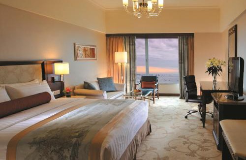 Haicheng District Hotel | Shangri-La Beihai