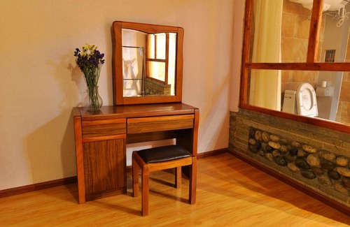 Shangri-La House | Shangri-La Memory Inn