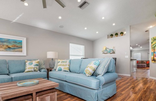 Sabal Harbour House | ⚓Shangri La Retreat! Lakefront private pool home w/bright, tropical design!⚓🌅