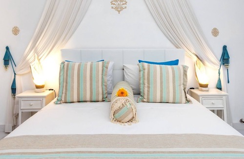 Sanur Villa | Shangrila beachfront location