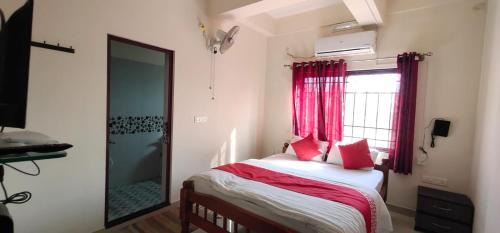 Virarajendrapet Hotel | Shanthala Residency