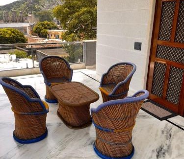 Amer Bed & Breakfast | Shanti vilas