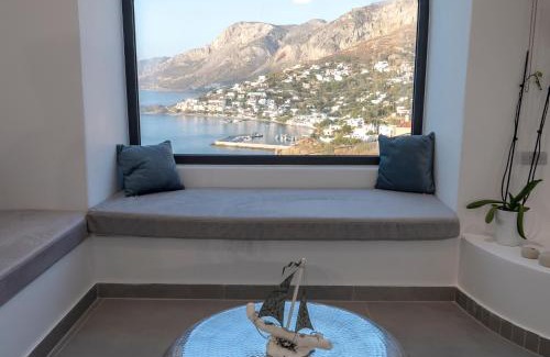 Kamari Apartment | Shape-Meander