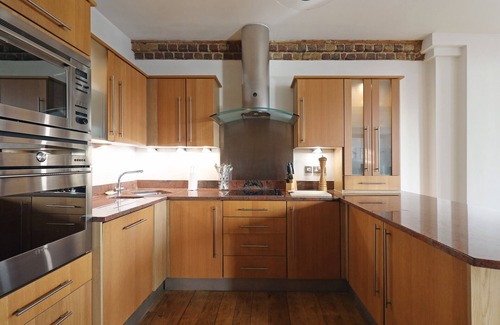 Cathedrals Apartment | Shard View near Borough Market