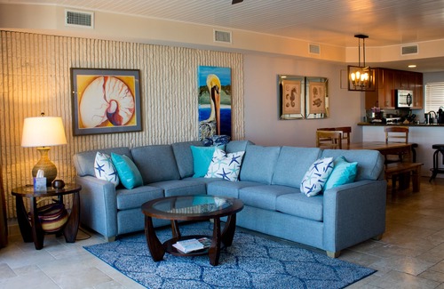 Port Aransas Condo | Shared Heated Pool, Boardwalk to Beach