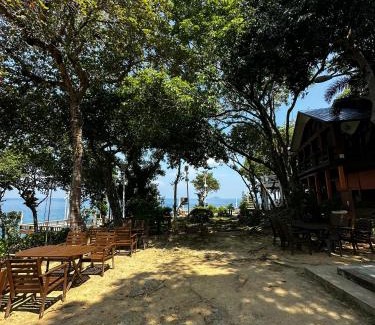 Pulau Perhentian Kecil Resort | Shari-La Perhentian Island Resort - Bluestar