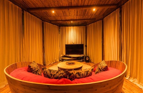Abiansemal Villa | Sharma Springs 5 bds Luxurious Bamboo Mansion Pool