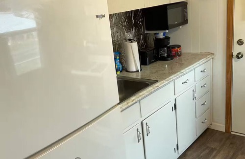 Lakeview House | Shawnee Island Vacation Cottage. Walking distance to Cranberry Resort