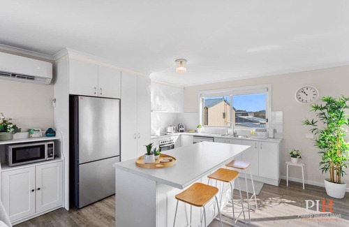 Sunderland Bay House | Shearwater Ocean Views