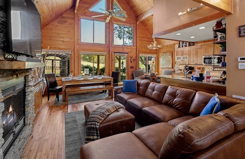 Lake Lure Cabin | Sheepnose Valley - On Golf Course at Rumbling Bald Resort - Mr Lake Lure Vacation Rentals