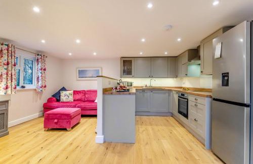 Flimwell House | Sheila the Shed