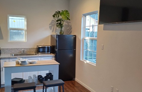 Southeast Houston Apartment | Shelia's Studio