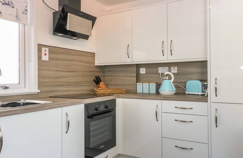 Cruden Bay Cottage | SHELL COTTAGE, pet friendly, character holiday cottage in Cruden Bay