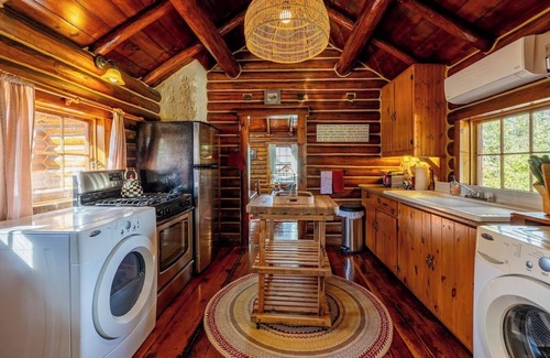 Shell Cabin | Shell Town Cabin- Log cabin located at the base of the Big Horn Mountains, gas fireplace