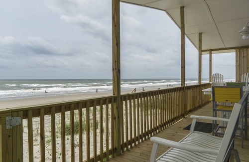 Long Beach House | Shellington: Oceanfront beach cottage in East Beach