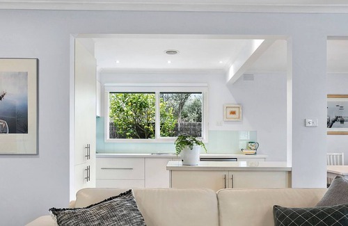Portsea House | Shelly Cottage: 3 BR, 2 BA in Portsea, Sleeps 8