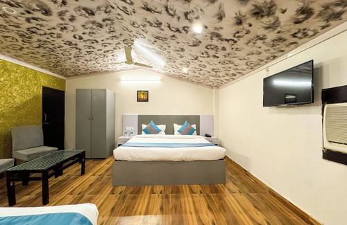 Dhikuli Hotel | Shelton Blu