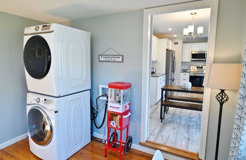 Fort Valley Cottage | Shenandoah Cottage at Persimmon hill with Mountain Views
