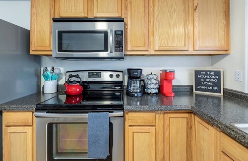 Stanley House | Shenandoah Hideaway MTN Top Views Total Privacy!