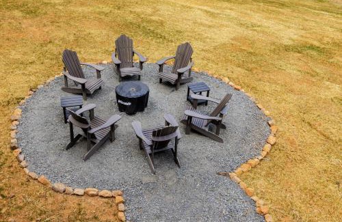 Stanardsville House | Shenandoah Luxury Mountain Stay in Stanardsville