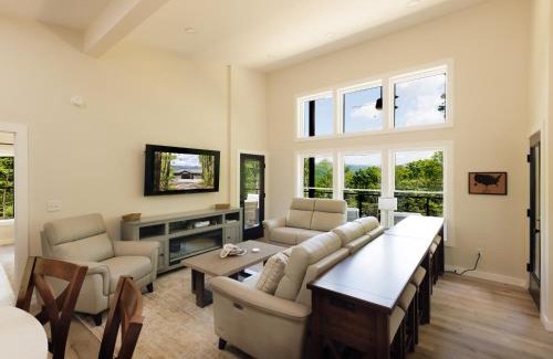 Stanardsville House | Shenandoah Luxury Mountain Stay in Stanardsville