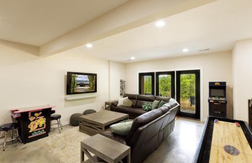 Stanardsville House | Shenandoah Luxury Mountain Stay in Stanardsville