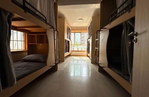 Central Business District Hostel | Shenzhen Space Capsule Youth Hostel Gangxia Store