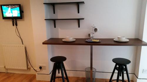 Askew Apartment | Shepherd's Bush Flats