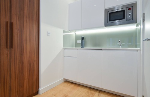 Shepherd's Bush Apartment | Shepherds Bush Green Serviced Apartments by Concept Apartments